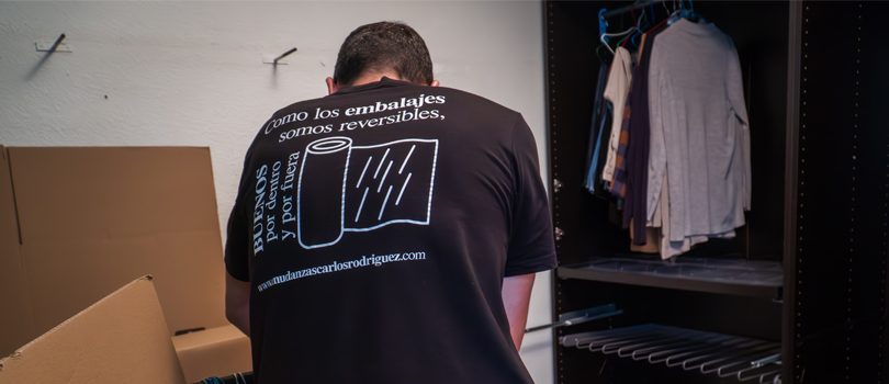 Tu ropa, bien empaquetada: lo que hay que hacer antes de que llegue el camión