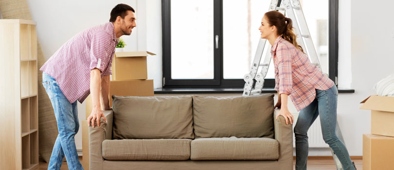 Cómo meter un sofá por una puerta